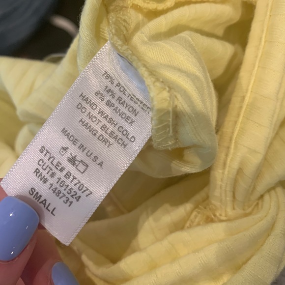 Yellow Twisted Front Crop Top - SIZE SMALL - Picture 4 of 4